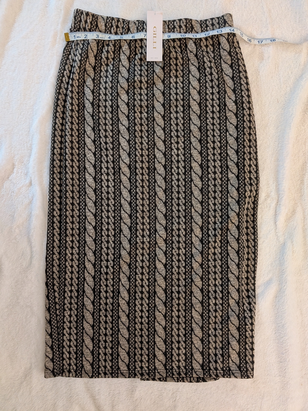 Gilli Black and Cream Cable-Stripe Knit Pencil Skirt Size Medium NWT